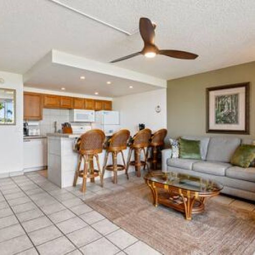 Classic Hawaiiana aesthetic