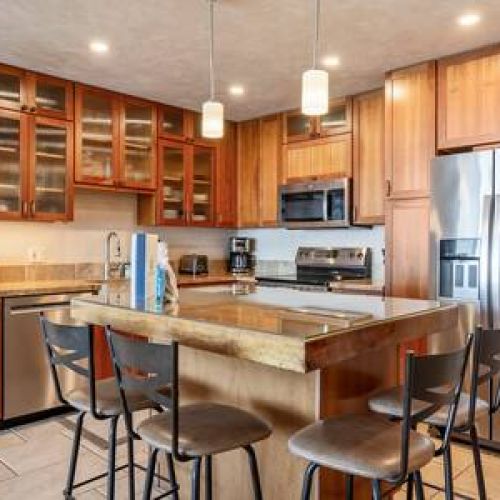 Breakfast bar for 4 people