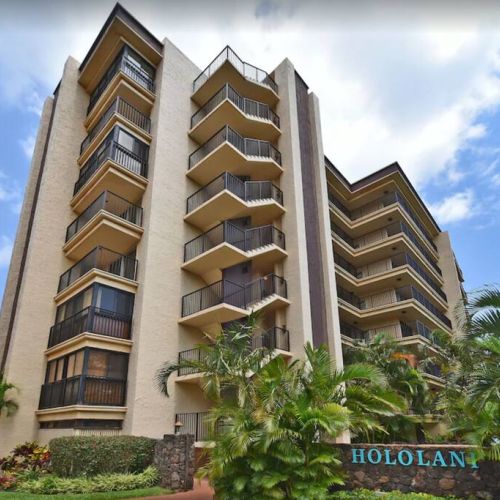 Welcome to Hololani Resort