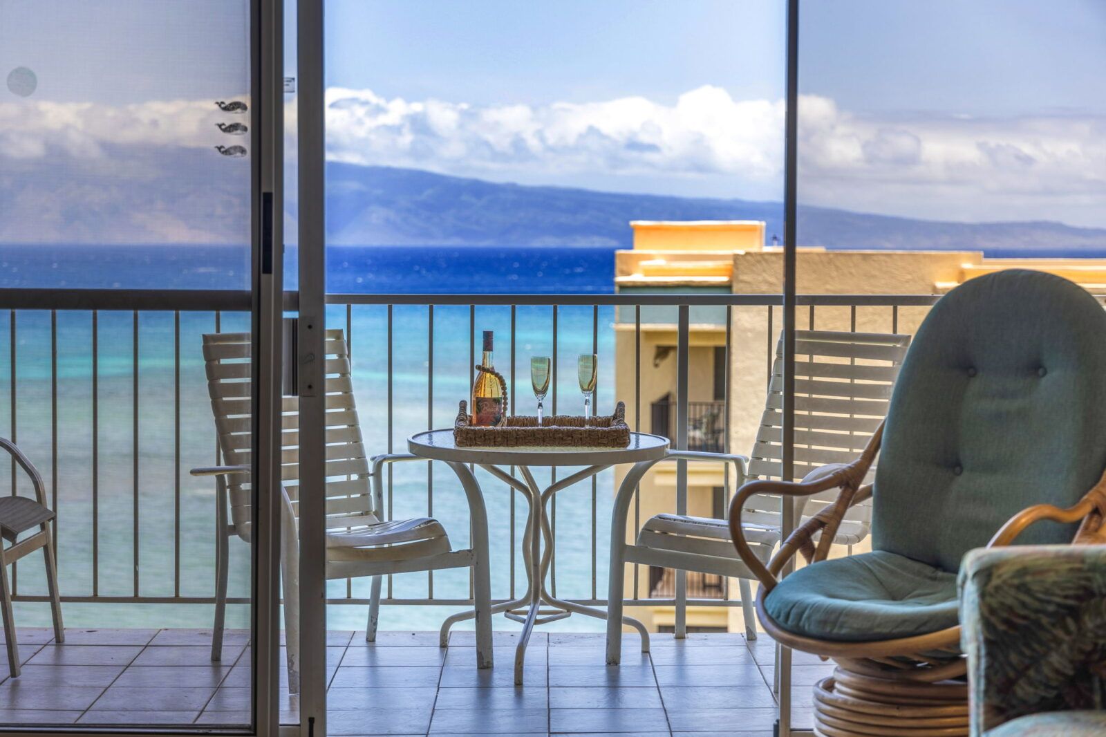 Royal Kahana 906 Main Image