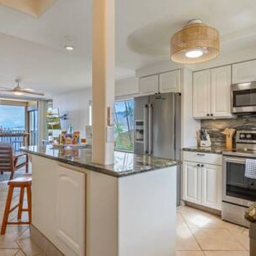 Beautifully updated 2 bedroom 2 bathroom coastal condo