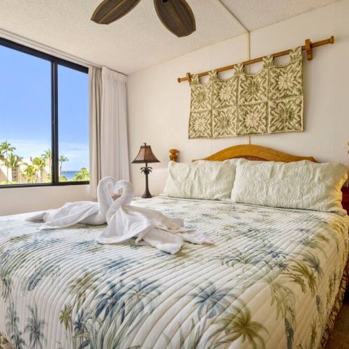 Tommy Bahama vibes...