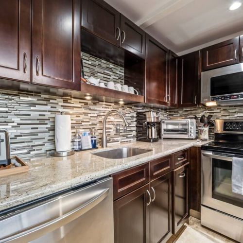 Fully equipped kitchen