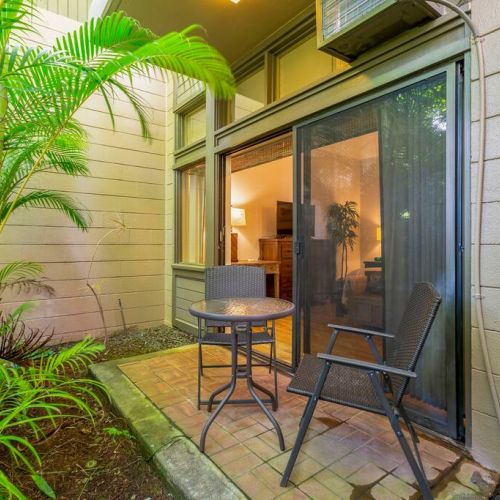 Private lanai off bedroom