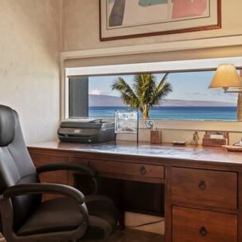 Get some work done in this office area equipped with a wireless printer, and an incredible view.