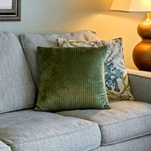 Ee740c32 6146 4f7b b5c2 098d844f7a74