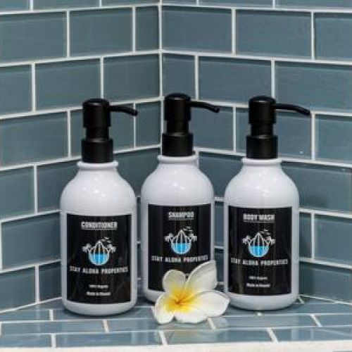 Luxury, organic, made in Hawaii bath products.