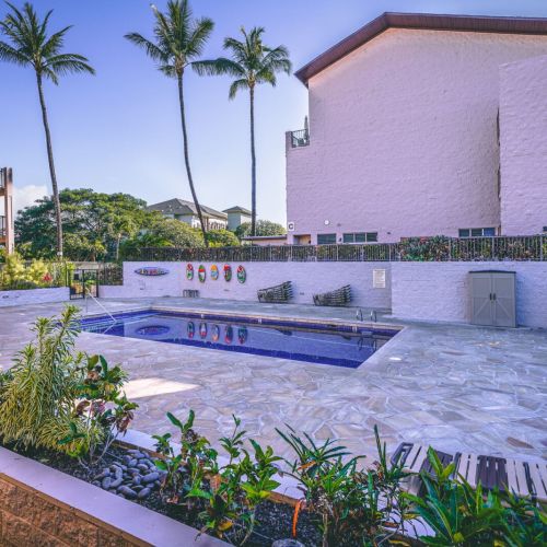 Pool and spa area