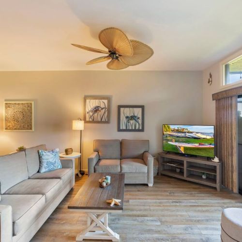 Coastal vibes throughout this condo.