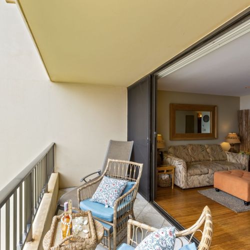 Indoor/Outdoor living at it's best.