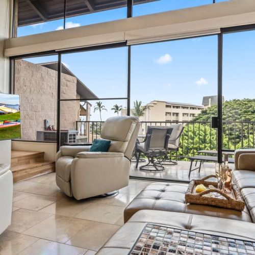 Make yourself right at home at Kihei Alii Kai A404...