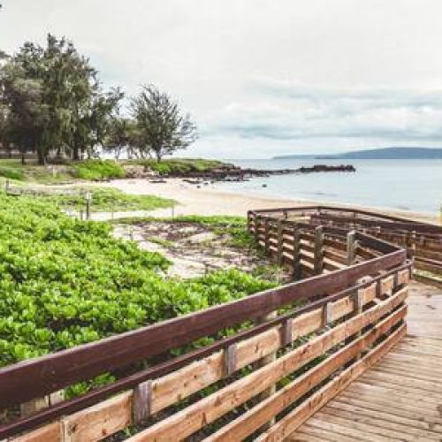 Walkways down to our beautiful Kamaole Beaches located across the street from Kihei Akahi.