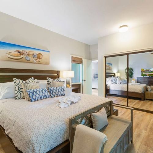 King size bed in large bedroom