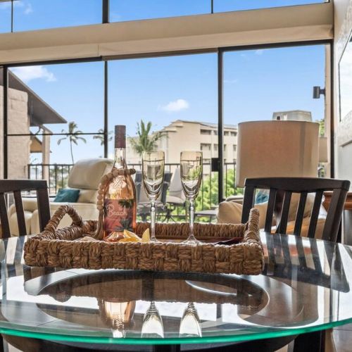 Cheers to your Maui memories!