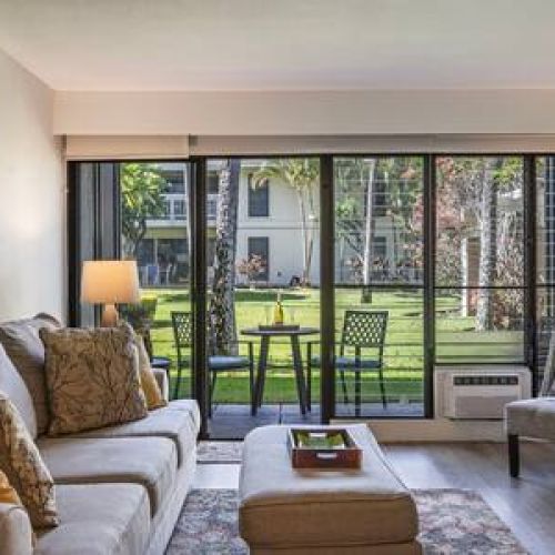 Beautifully remodeled ground floor Kihei condo