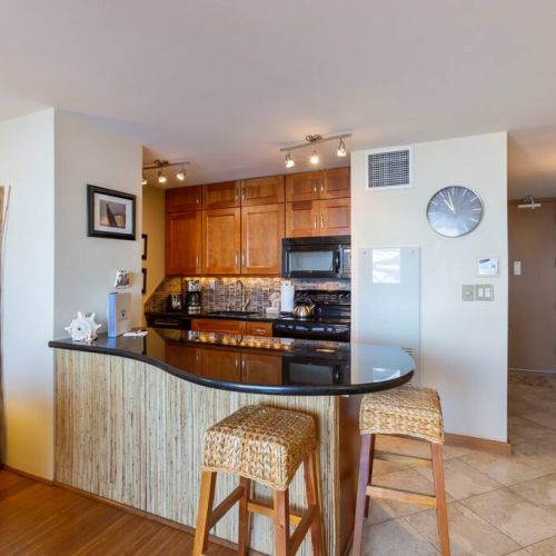 Hawaiian vibes throughout