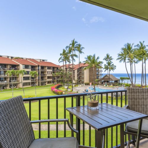 Dining with a view, check.