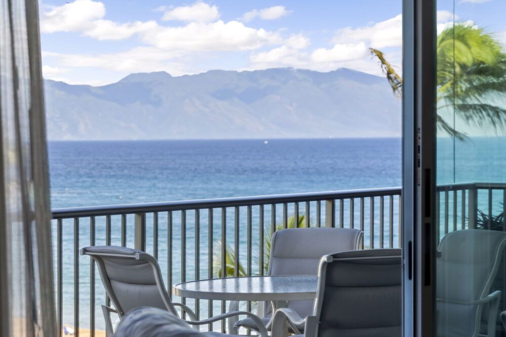 Ocean and Molokai Island Views