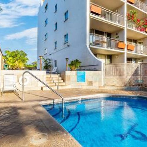 2nd floor Pool area