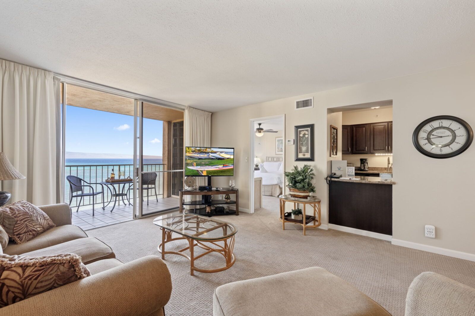 Royal Kahana 612 Main Image