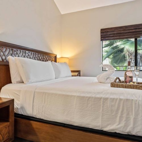 Adjustable Cali king bed