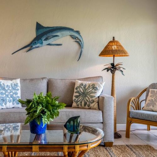 Beautiful coastal aesthetic in the living room.