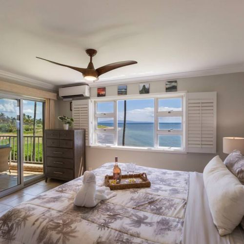 Ensuite bathroom, AC, TV, lanai access, and more.