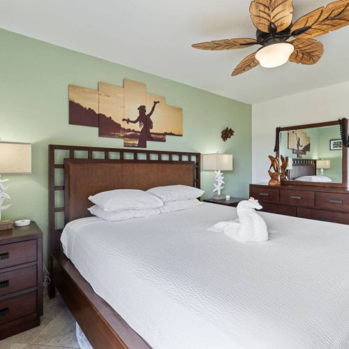 Get a good nights sleep in this King size bed