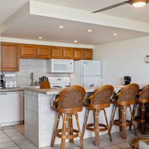 Fully equipped kitchen