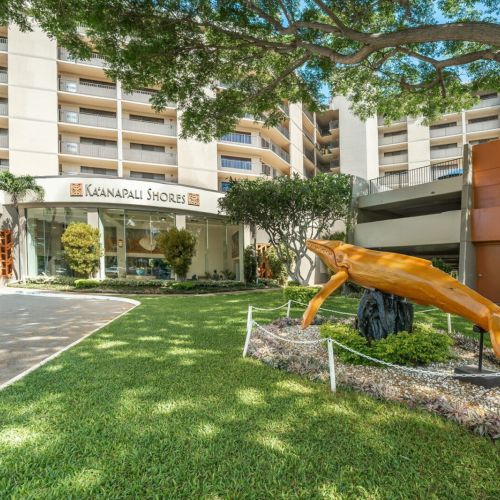 Hawaiian aesthetic throughout this resort