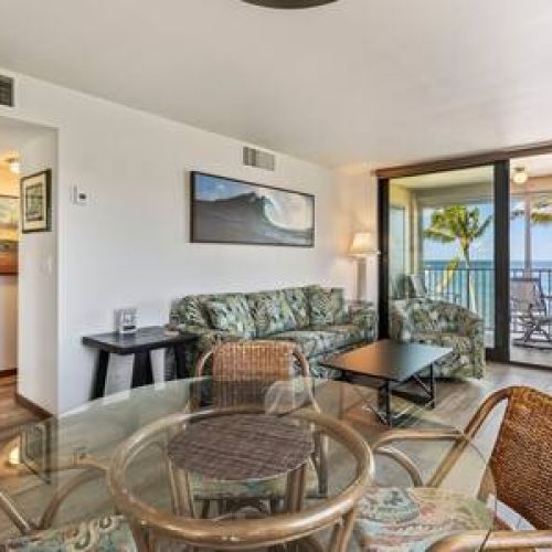 Open floor plan overlooking ocean